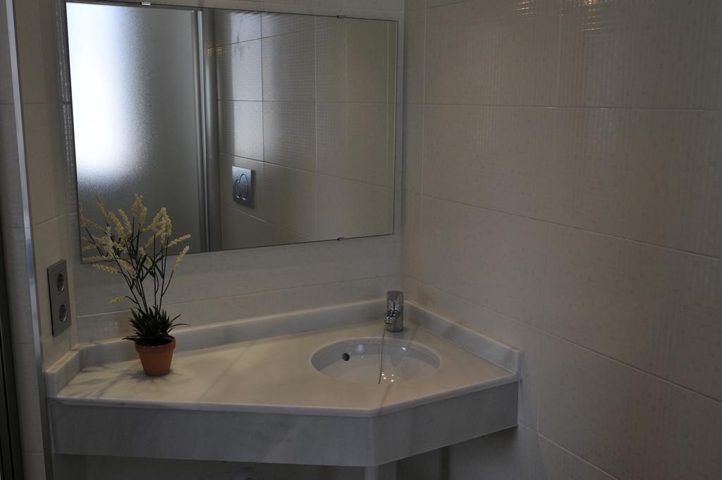 Hostal Tarifa -Recepcion Abierta Las 24H- Cameră foto